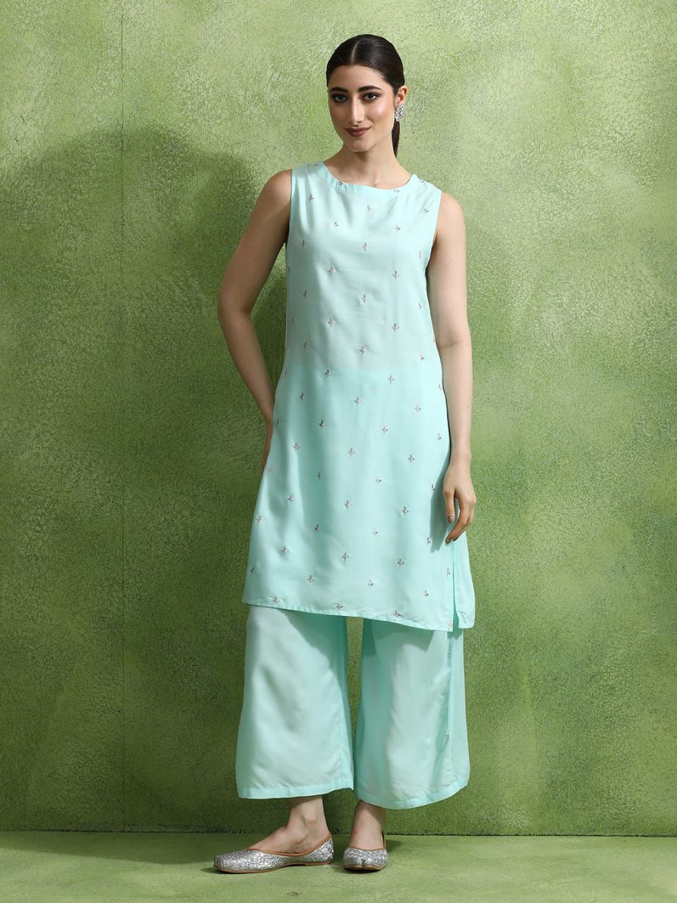 Contemporary Embroidered Sleeveless Kurta Set