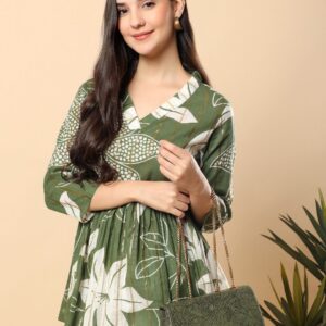 Floral Printed Pleated V-Neck Top