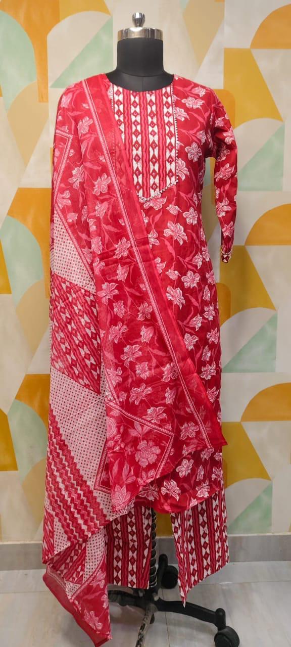 Graceful Floral Printed Kurta Pant Set with Dupatta