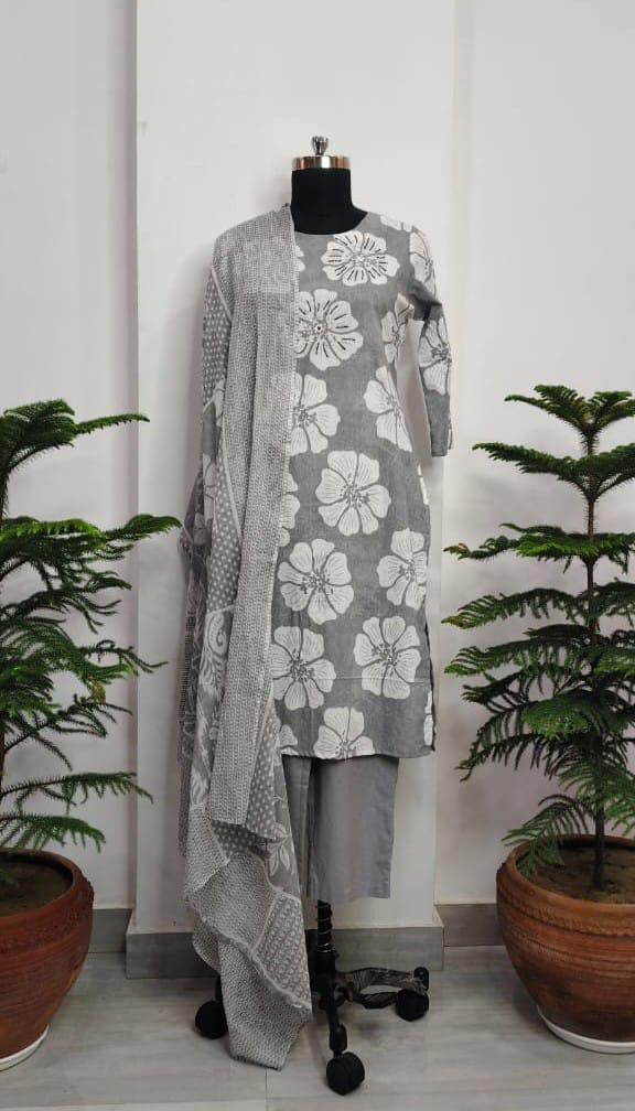 Elegant Floral Kurta Pant Set with Printed Dupatta